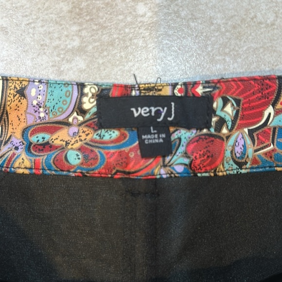 Very J Faux Leather Boho Printed Paisley Shorts L Fall Fashion - Picture 2 of 9